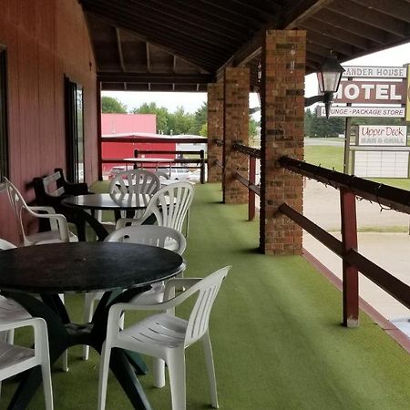Alexander House Motel Park River Экстерьер фото