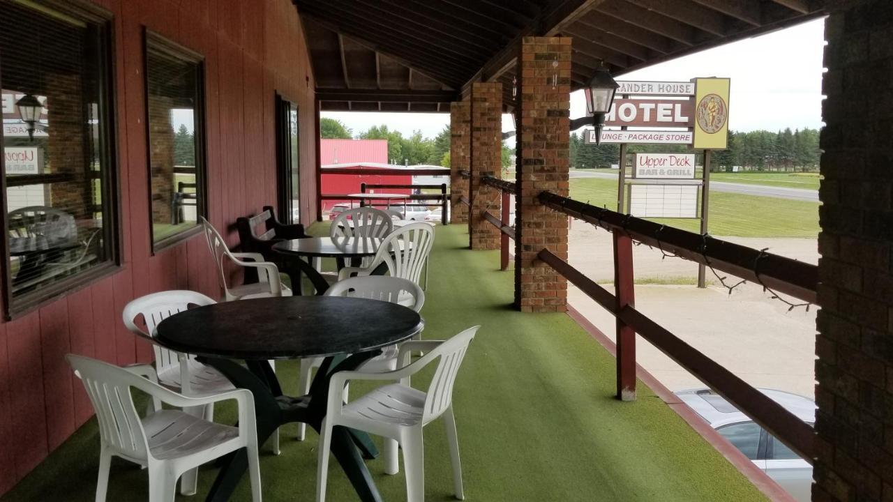 Alexander House Motel Park River Экстерьер фото